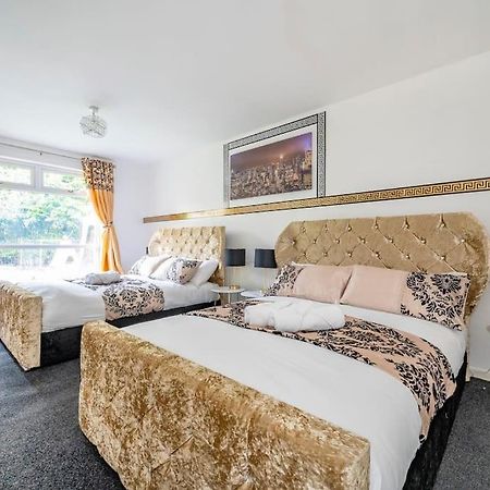 *C.Sani* Setup For Your Most Relaxed & Amazing Stay + Free Parking + Free Fast Wifi * Leeds  Exterior photo