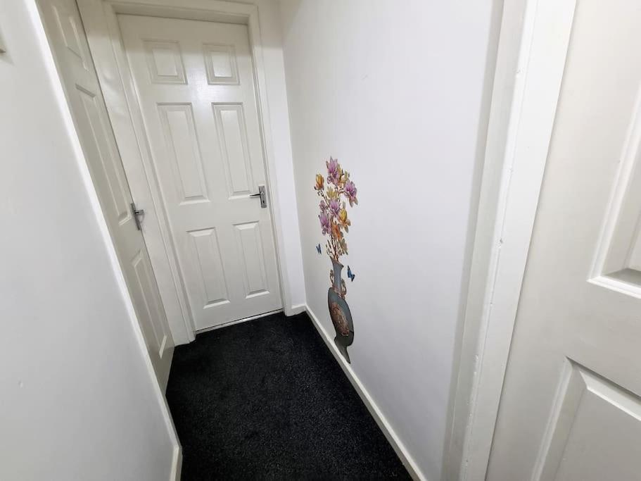 *C.Sani* Setup For Your Most Relaxed & Amazing Stay + Free Parking + Free Fast Wifi * Leeds  Exterior photo