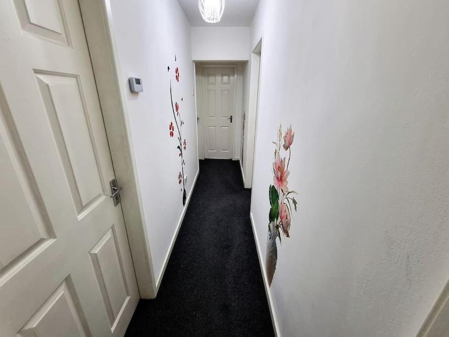 *C.Sani* Setup For Your Most Relaxed & Amazing Stay + Free Parking + Free Fast Wifi * Leeds  Exterior photo