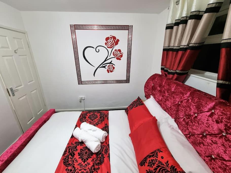 *C.Sani* Setup For Your Most Relaxed & Amazing Stay + Free Parking + Free Fast Wifi * Leeds  Exterior photo